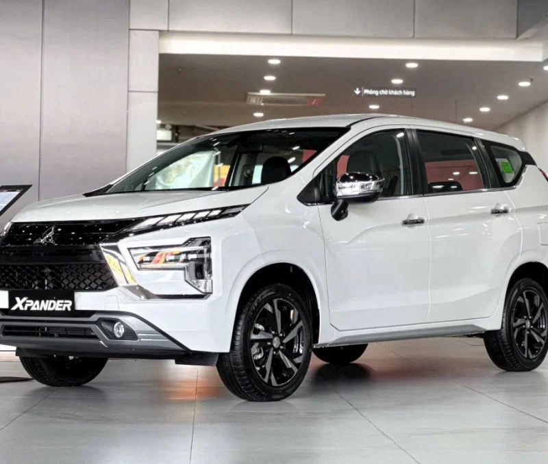 Giá lăn bánh Outlander 2024 tại Đắk Nông