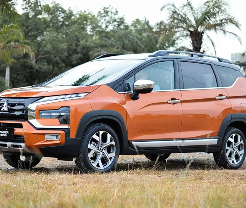 Tìm hiểu giá lăn bánh Mitsubishi Xpander Cross 2024 tại Kom Tum