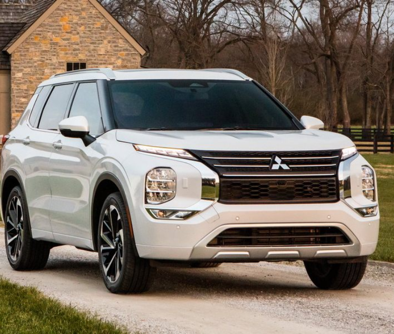 Các Dòng Xe Mitsubishi 7 Chỗ: Tìm Hiểu Chi Tiết Tại Mitsubishi Bình Dương