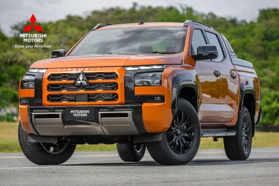 Mitsubishi Triton 4wd At Athlete Bán Tải Đẳng Cấp, Hiệu Suất Mạnh Mẽ