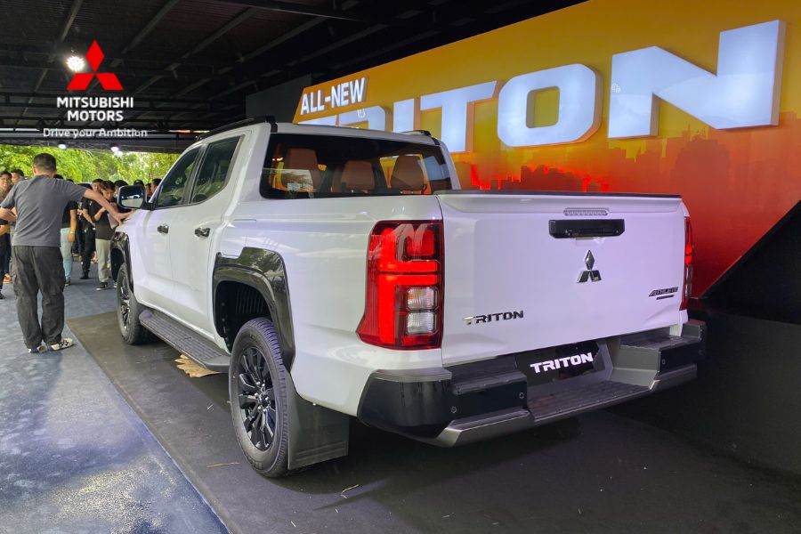 Mitsubishi Triton 2wd At Glx – Bán Tải Mạnh Mẽ, Giá Tốt 2025