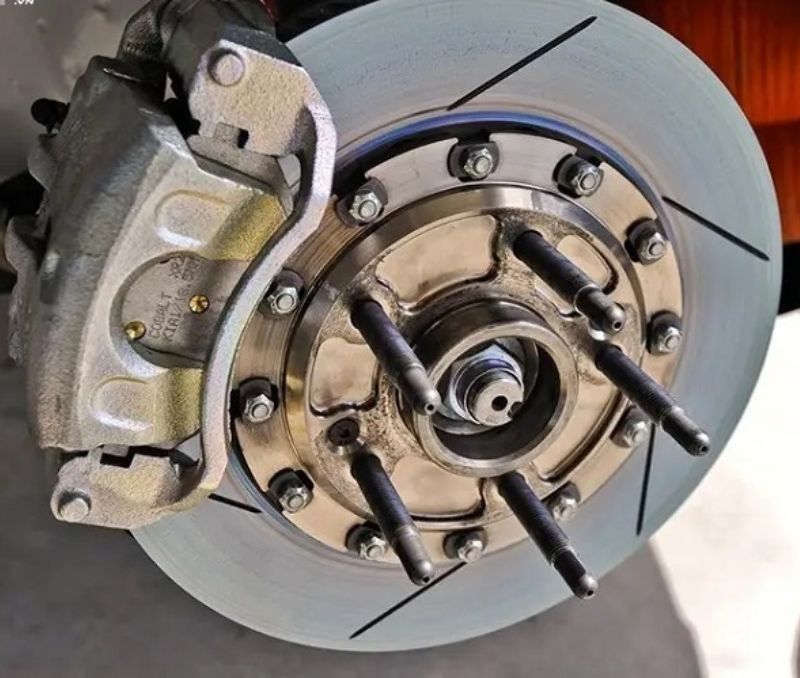 Thay Má Phanh ô Tô Khi Nào để đảm Bảo An Toàn?