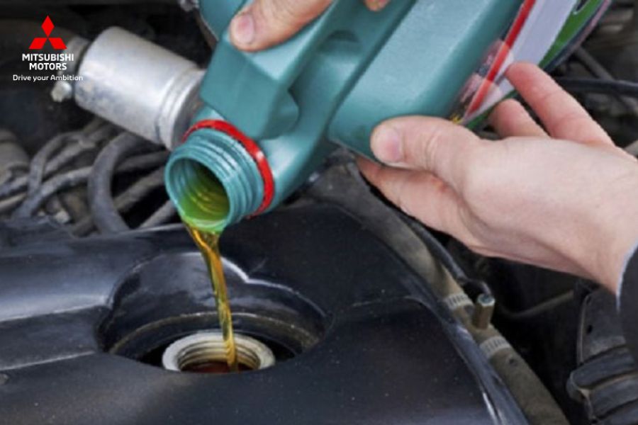 Thay dầu động cơ xe ô tô đúng cách để xe luôn bên bỉ 3 Thay Dầu động Cơ Xe ô Tô đúng Cách để Xe Luôn Bên Bỉ