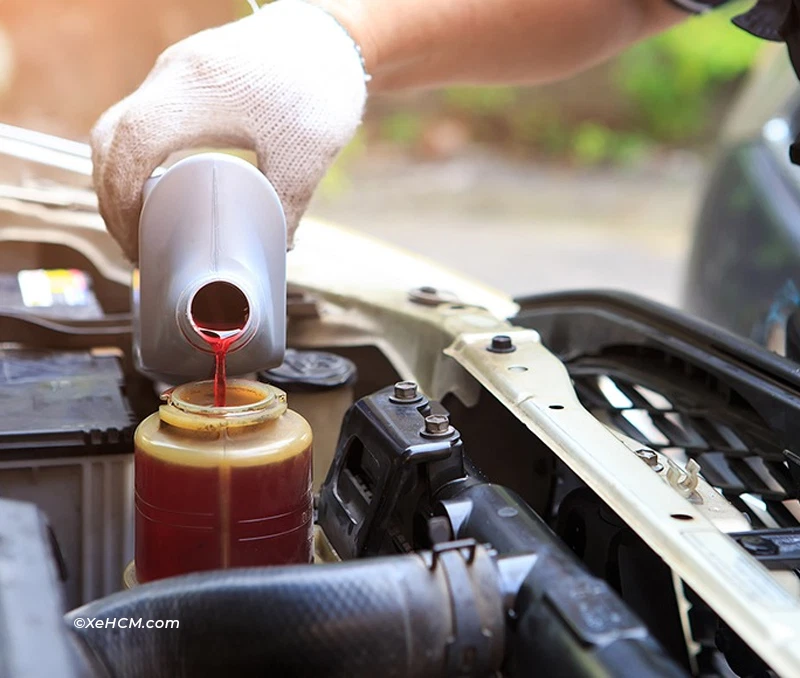 Hướng Dẫn Thay Dầu Trợ Lực Lái Mitsubishi Đúng Kỹ Thuật Để Tăng Tuổi Thọ